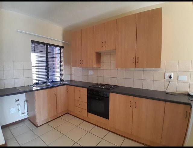 2 BEDROOM PROPERTY TO RENT IN ELDO LAKES ESTATE